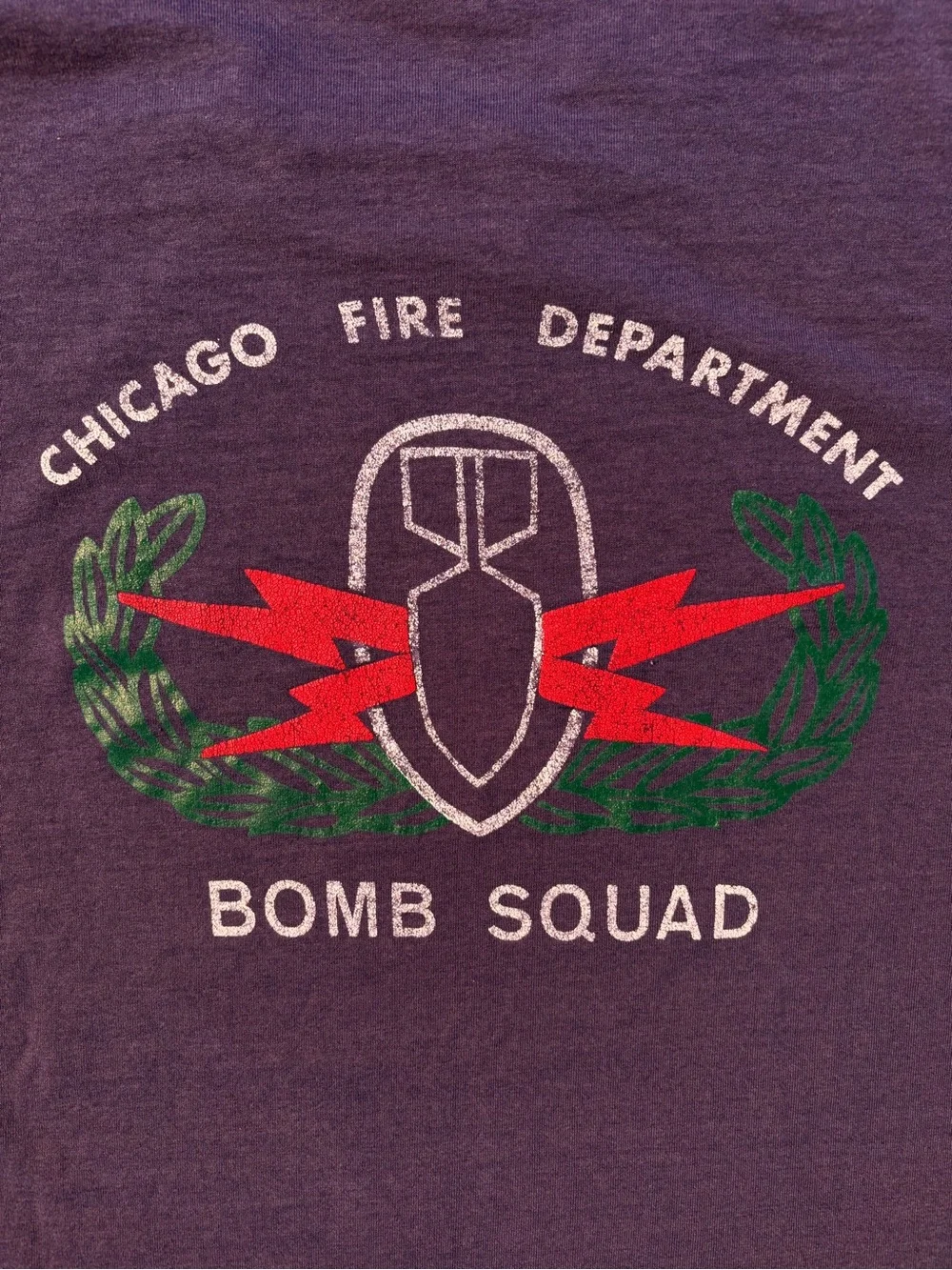 Vtg Chicago Fire Department Firefighter Bomb Squad 90’s USA Double Sided Tshirt